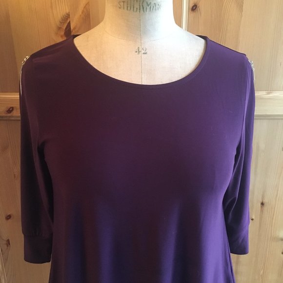 Purple 3/4 Sleeve Top with Silver Zipper Detail Size M - Picture 3 of 6